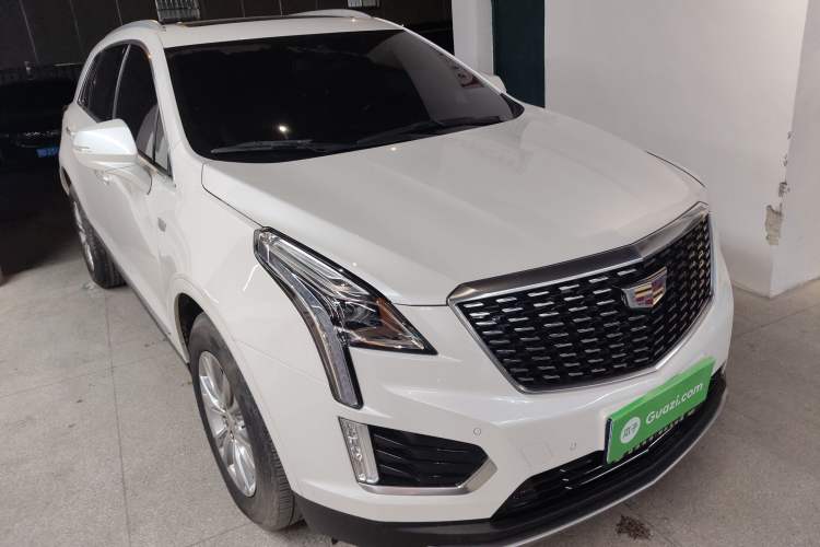 Used Cadillac XT5 2022 2.0T Two-Wheel Drive Luxury Version Front Right 45 Deg