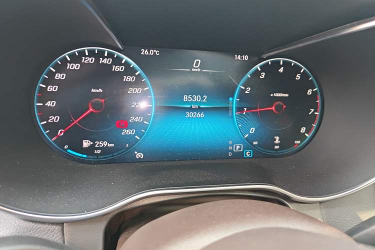 Used Mercedes-Benz GLC 2022 Second Facelift GLC 260 L 4MATIC Dynamic Edition Odometer Close Up