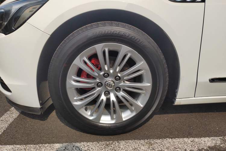 Used Buick LaCrosse 2016 20T Leading Model