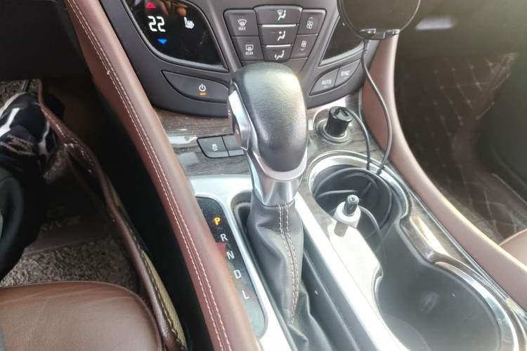 Used Buick Envision 2017 28T Four-Wheel Drive Elite Model