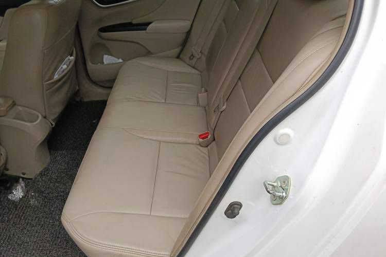 Used Honda Crider 2013 1.8L automatic comfort version Left Rear Seat