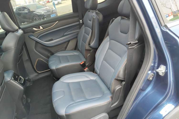 Used Oshan COS1 2018 1.5T Automatic Yue 6-Seater
