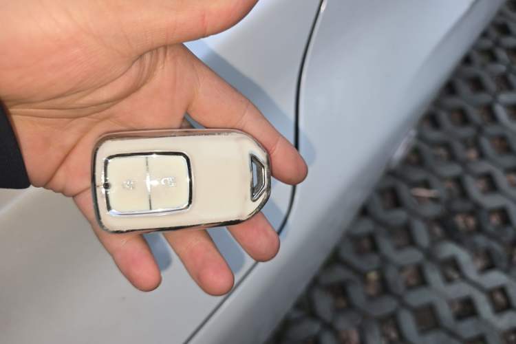 Used Honda XR-V 2020 220TURBO CVT Luxury Edition Vehicle Key