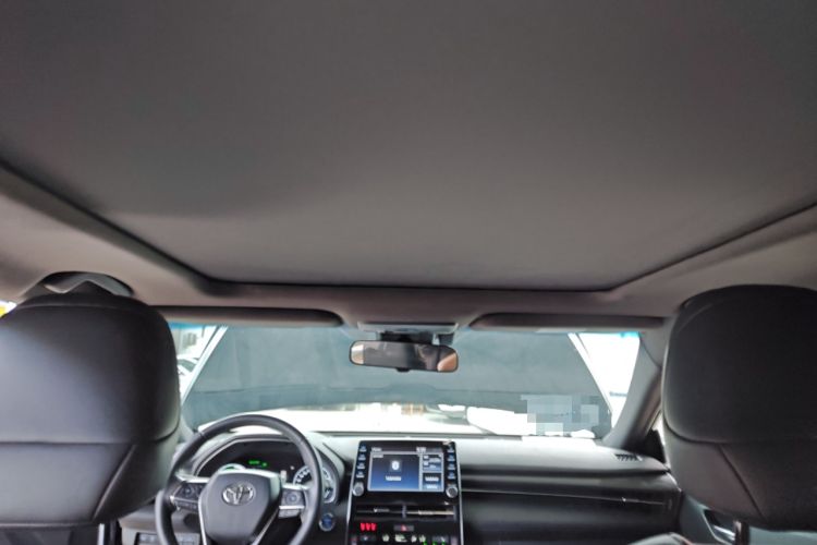 Used Toyota Avalon 2019 Dual-Engine 2.5L XLE Prestige Version China VI Standard
