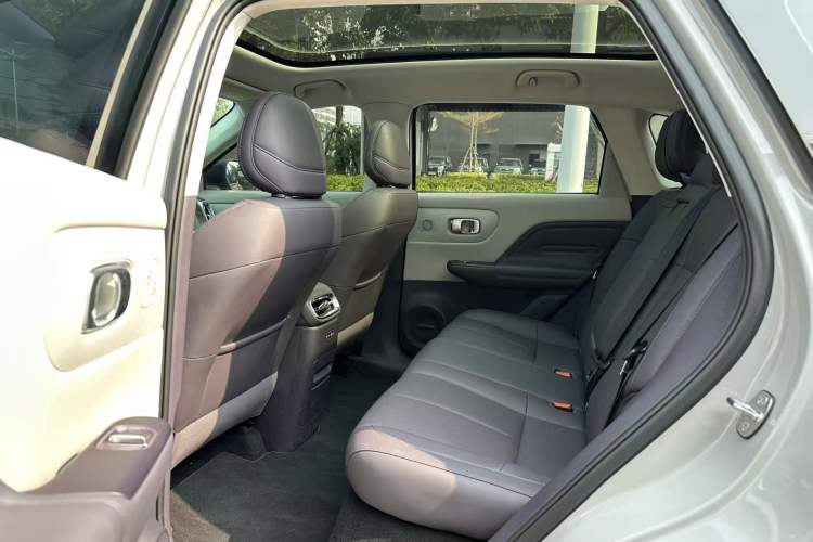 Used Leapmotor B10 2025 510 Joyful Edition Left Rear Seat