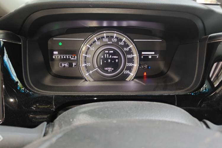 Used Honda Elysion 2016 2.4L Supreme Edition Odometer Close Up