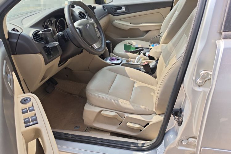 Used Ford Focus 2013 Sedan Classic 1.8L Automatic Fashion Edition
