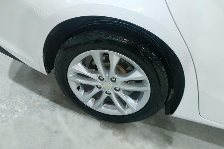 Used Chevrolet Malibu XL 2017 1.5T Automatic Ruichi Edition Exterior 5