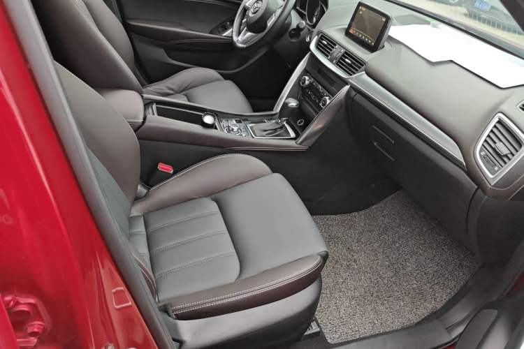 Used Mazda CX-4 2016 2.0L Automatic 2WD Blue Sky Luxury Edition
