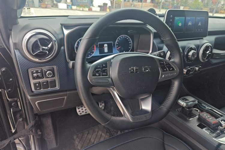 Used BAIC Off-Road BJ40 2023 2.0D Automatic Four-Wheel Drive Blade Hero Edition Adventurer Type
