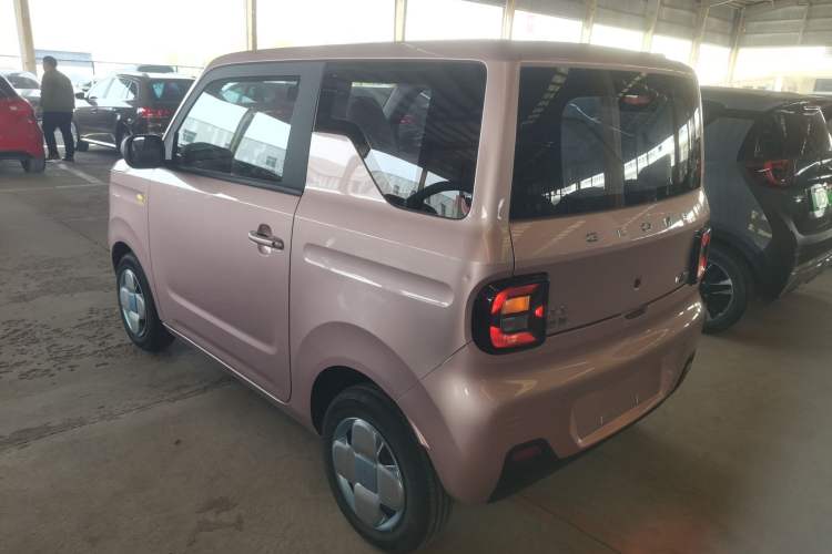 Used Geely Galaxy Panda 2023 Panda Mini 200km Endurance Bear Rear Left 45 Deg