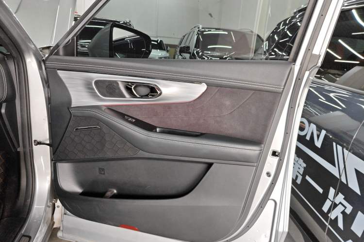 Used GAC Trumpchi GS8 2022 Dual-Engine Series 2.0TM Two-Wheel Drive Prestige Edition (7 Seats)