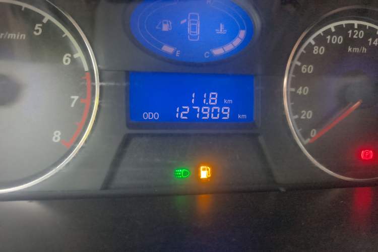 Used Geely Auto Classic Emgrand 2012 Sedan 1.5L Manual Chao Yue Model