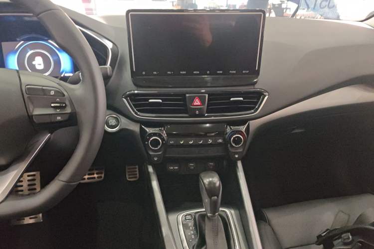 Used Hyundai Lafesta 2019 280TGDi Sport Edition China VI Audio And AC Panel