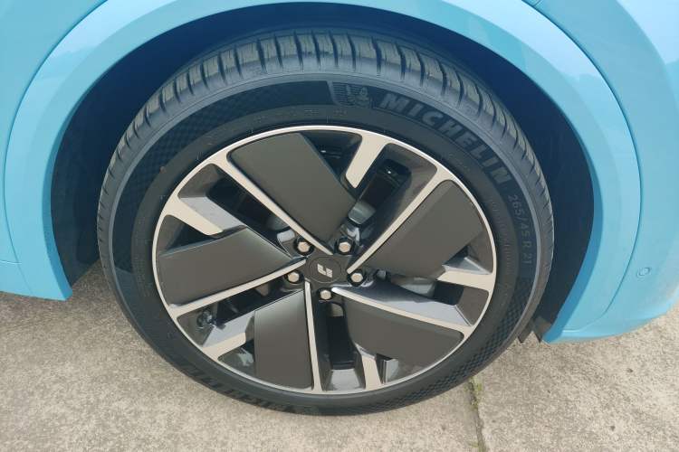 Used Li Auto L7 2025 Max Smart Refresh Edition Right Rear Wheel Hub