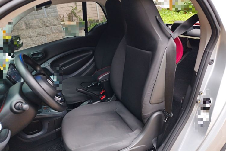 Used smart fortwo 2015 1.0L 52 kW hardtop Dynamic version