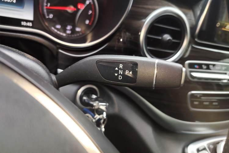 Used Mercedes-Benz V-Class 2017 V 260 Avantgarde Edition