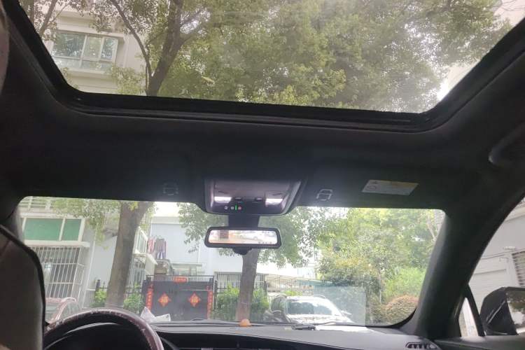 Used Cadillac XT4 2018 28T Two-Wheel Drive Tech Version
