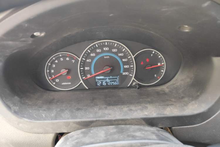 Used Wuling Rongguang V 2016 1.5L Standard Version