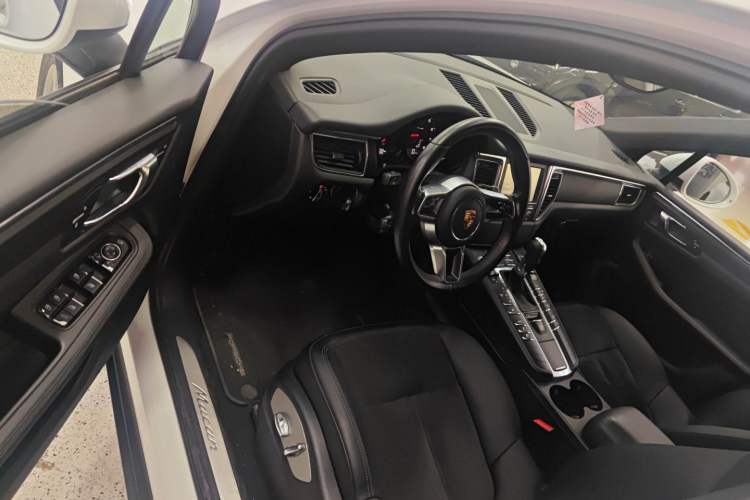 Used Porsche Macan 2016 Macan 2.0T