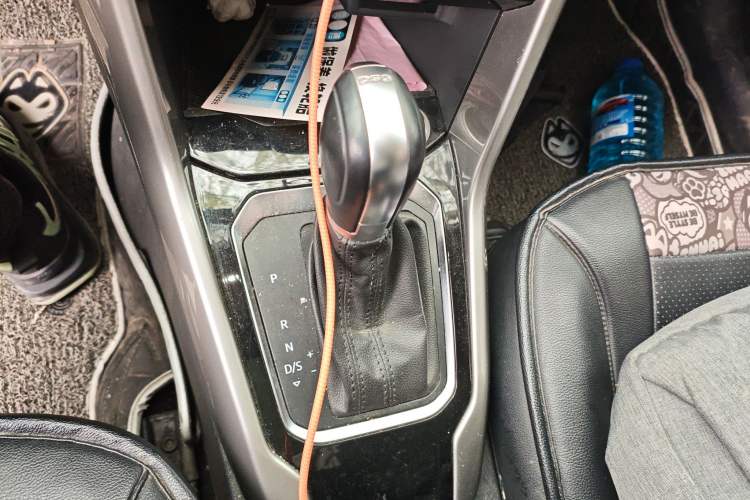 Used Volkswagen T-ROC 2019 230TSI DSG Two-Wheel-Drive Advanced Version China VI Standard