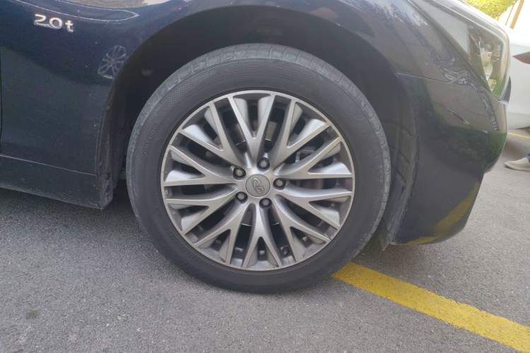 Used Infiniti Q70 2019 Q70L 2.0T Enjoyment Edition PLUS Right Front Wheel Hub