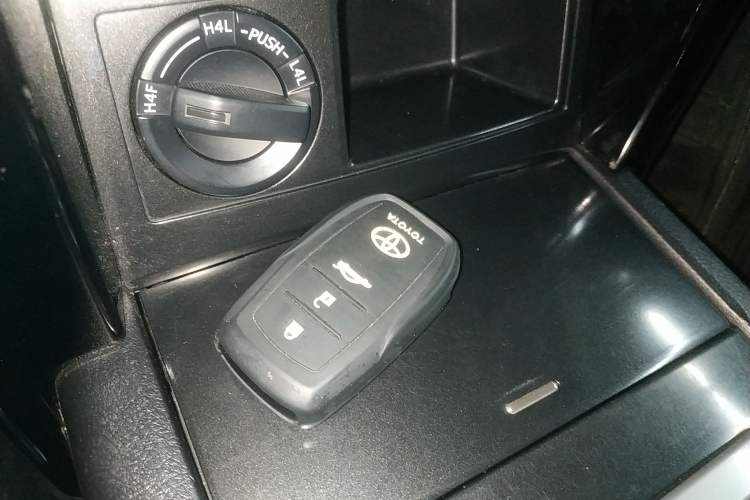 Used Toyota Prado 2014 2.7L Automatic Standard Edition