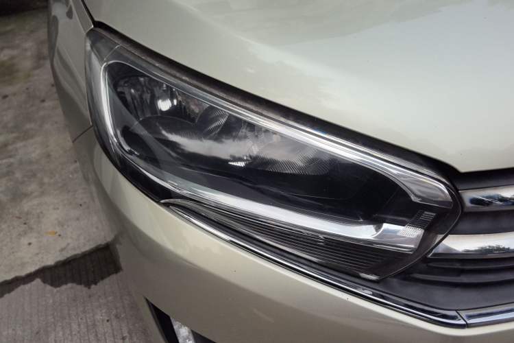 Used Citroen C4 Sega 2018 1.6L Manual Luxury Model Exterior 6