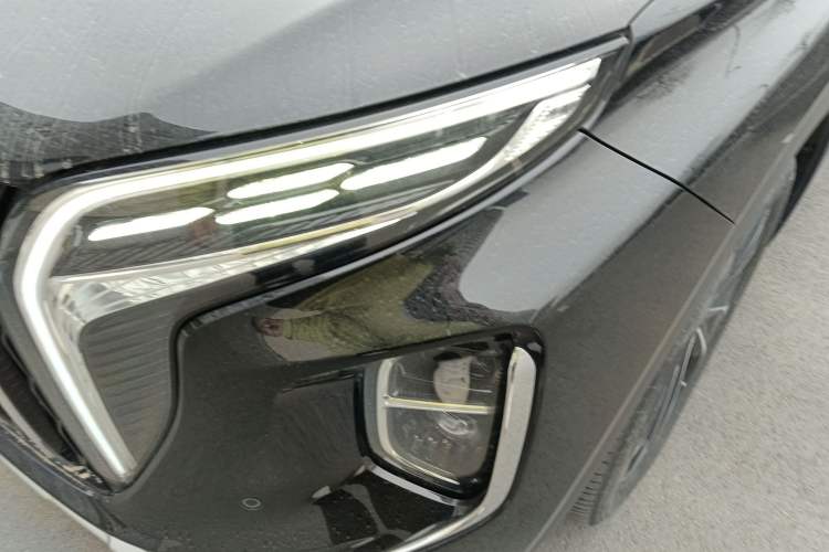 Used Hongqi HS7 PHEV 2024 2.0T PHEV Four-Wheel Drive Flagship Edition 6 Seats