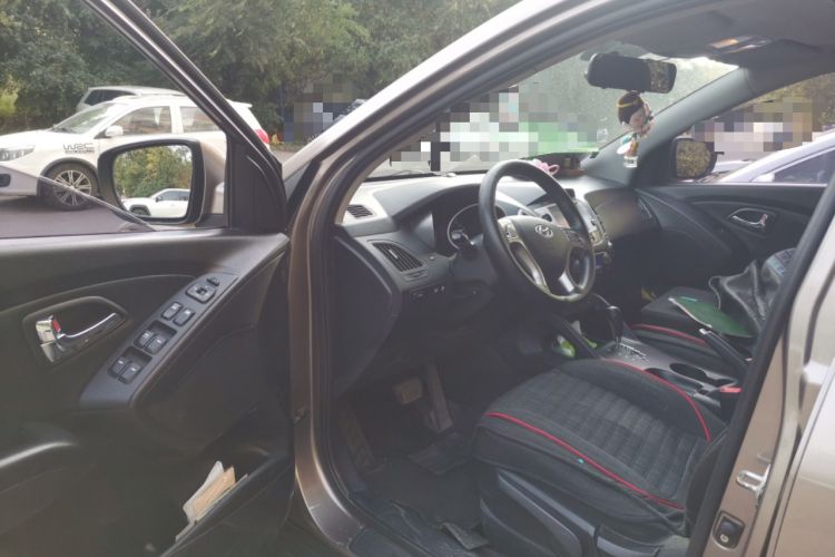 Used Hyundai ix35 2012 2.0L Automatic Two-Wheel Drive Elite Edition GLS