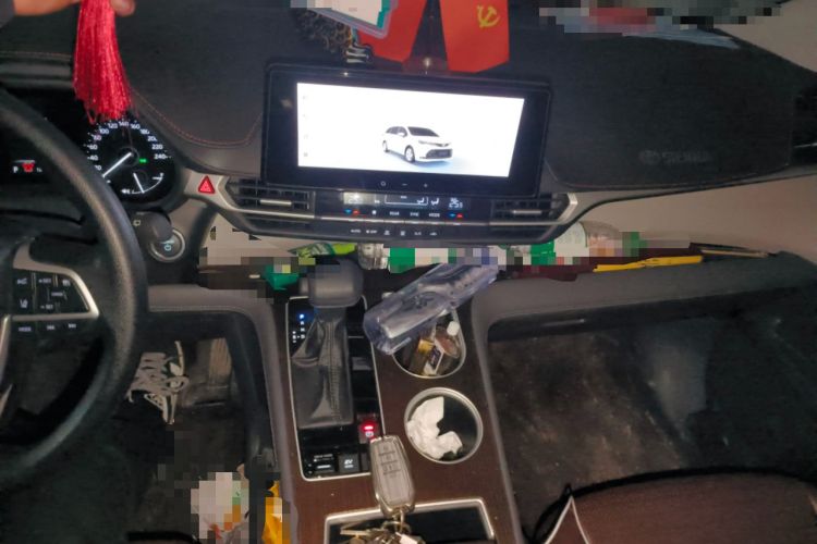 Used Toyota SIENNA 2024 2.5L Hybrid Comfort Edition Audio And AC Panel