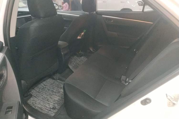 Used Toyota Corolla 2017 Revised Version 1.2T S-CVT GL-i