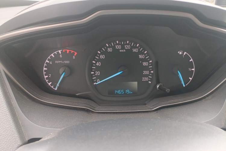 Used Ford Escort 2015 1.5L Manual Comfort Model Instrument Cluster