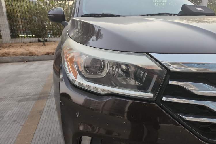 Used GAC Trumpchi GS4 2016 235T G-DCT Luxury Edition Right Front Headlight