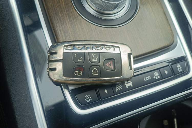 Used Jaguar XFL 2018 XFL 2.0T 200PS Elite Edition
