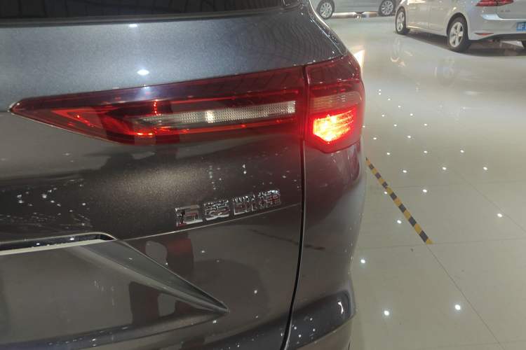 Used Wuling Victory 2020 1.5T CVT Luxury Model
