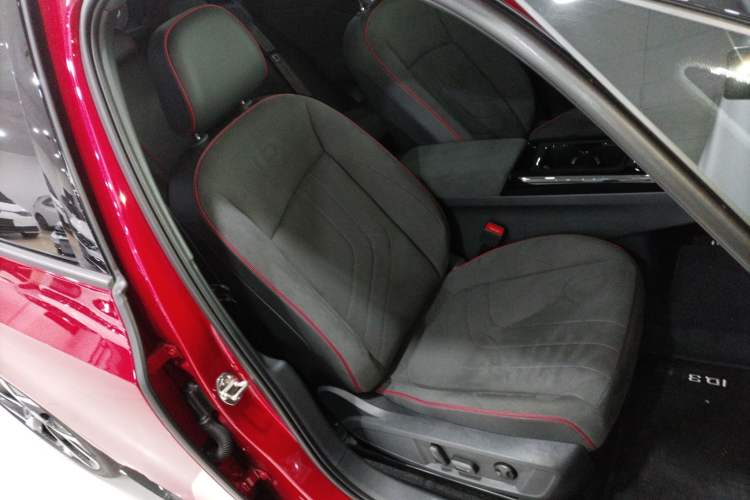 Used Volkswagen ID.3 2026 Smart Edition Advanced Intelligent GTX Kit Model
