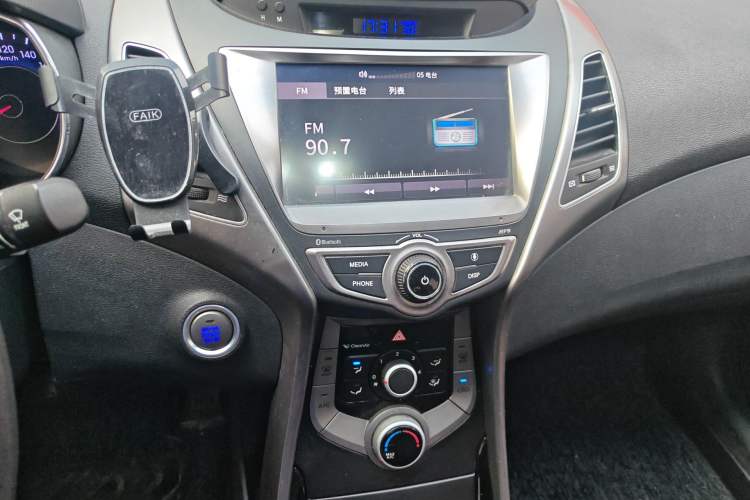 Used Hyundai Elantra (5th Generation / Langdong) 2016 1.6L Automatic Prestige Model
