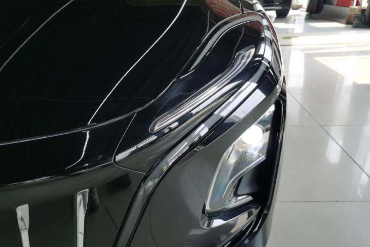 Used Hongqi E-QM5 2021 Charging T3 Version 5 Seats
