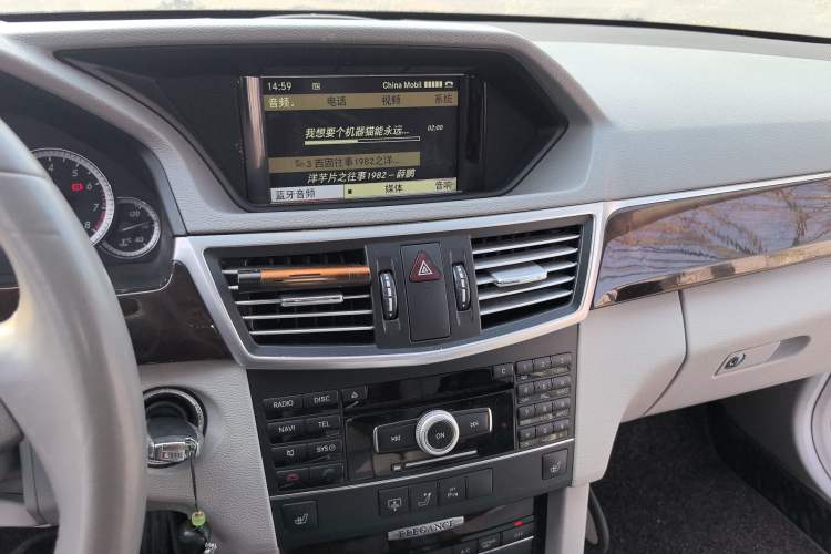 Used Mercedes-Benz E-Class 2011 E 200 L CGI Elegant Model