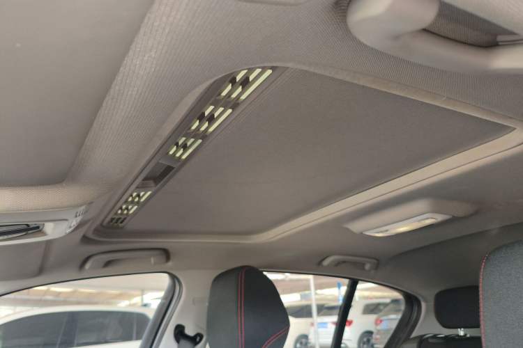 Used BMW 1 Series 2015 120i Sport Design Package
