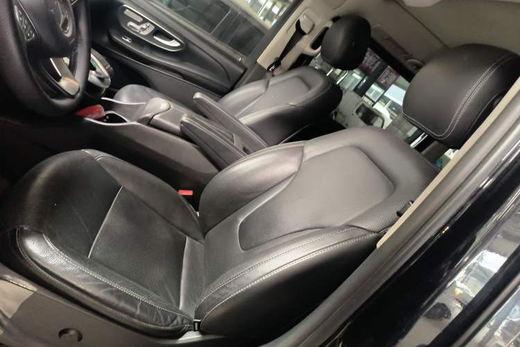 Used Mercedes-Benz V-Class 2018 V 260 AMG Sport Edition China VI Left Front Seat