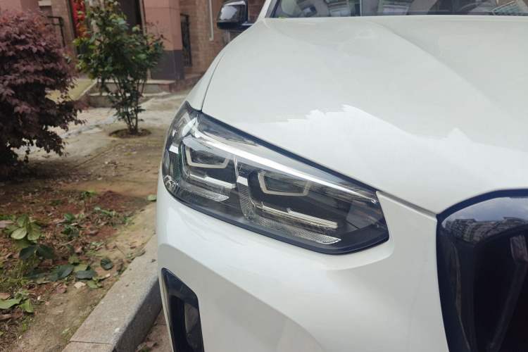 Used BMW X3 2023 Restyled xDrive30i Leading Edition M Night Sky Package Right Front Headlight