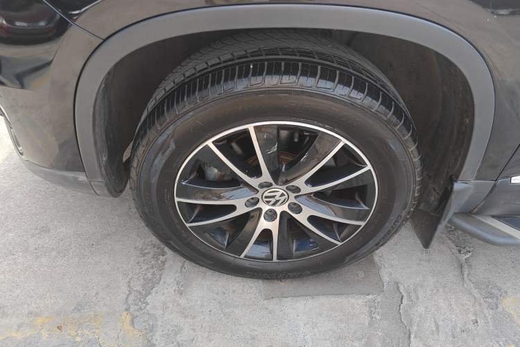 Used Volkswagen Tiguan 2013 1.8TSI Automatic Two-Wheel Drive Luxury Model Exterior 4