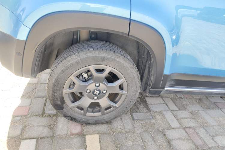 Used Baojun Spark EUV 2024 Prestige Edition 4 Seats Right Rear Wheel Hub