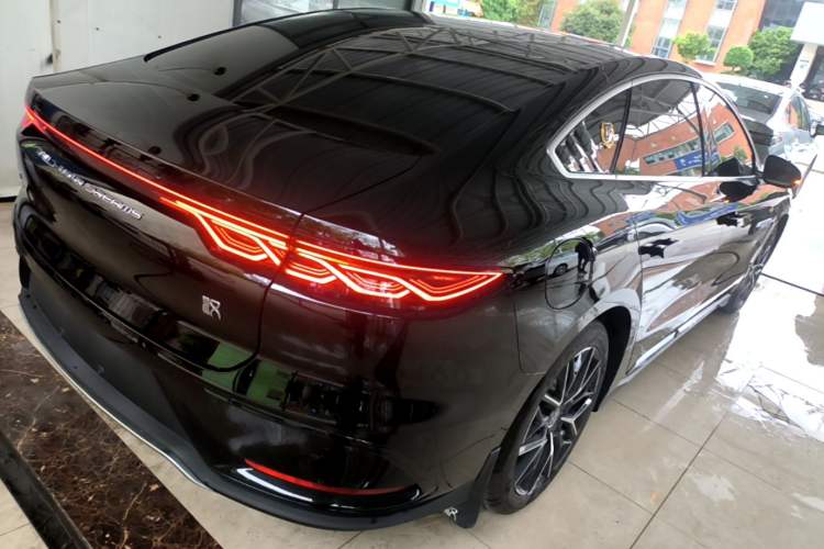 Used BYD Han 2025 DM-i 125KM Prestige Model Rear Right 45 Deg