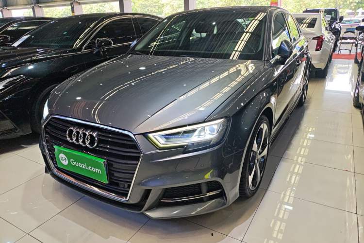 Used Audi A3 2019 Sportback 35 TFSI Fashion Edition China VI Emission Standard
