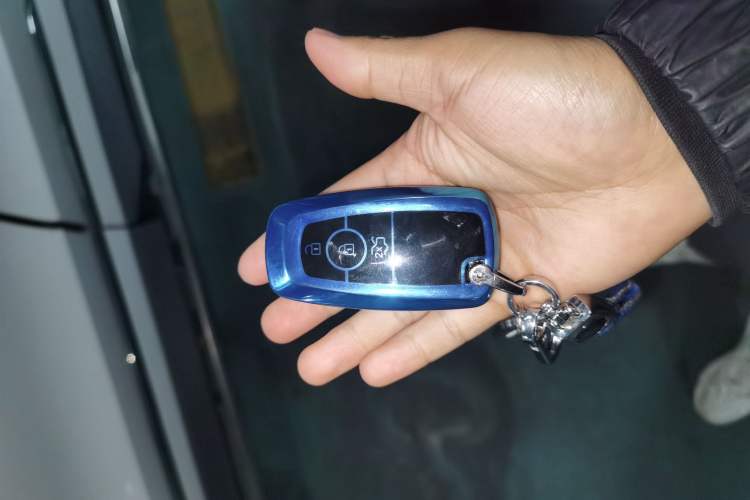 Used Ford Edge 2020 EcoBoost 245 Two-Wheel Drive Titanium 7-Seater Vehicle Key