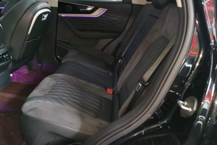 Used Hongqi HS5 2022 Revised Version 2.0T Smart Connect Flagship Edition
