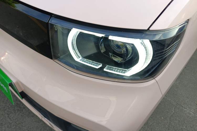 Used Wuling Hongguang MINIEV 2021 Macaron Premium Model – Lithium Iron Phosphate
